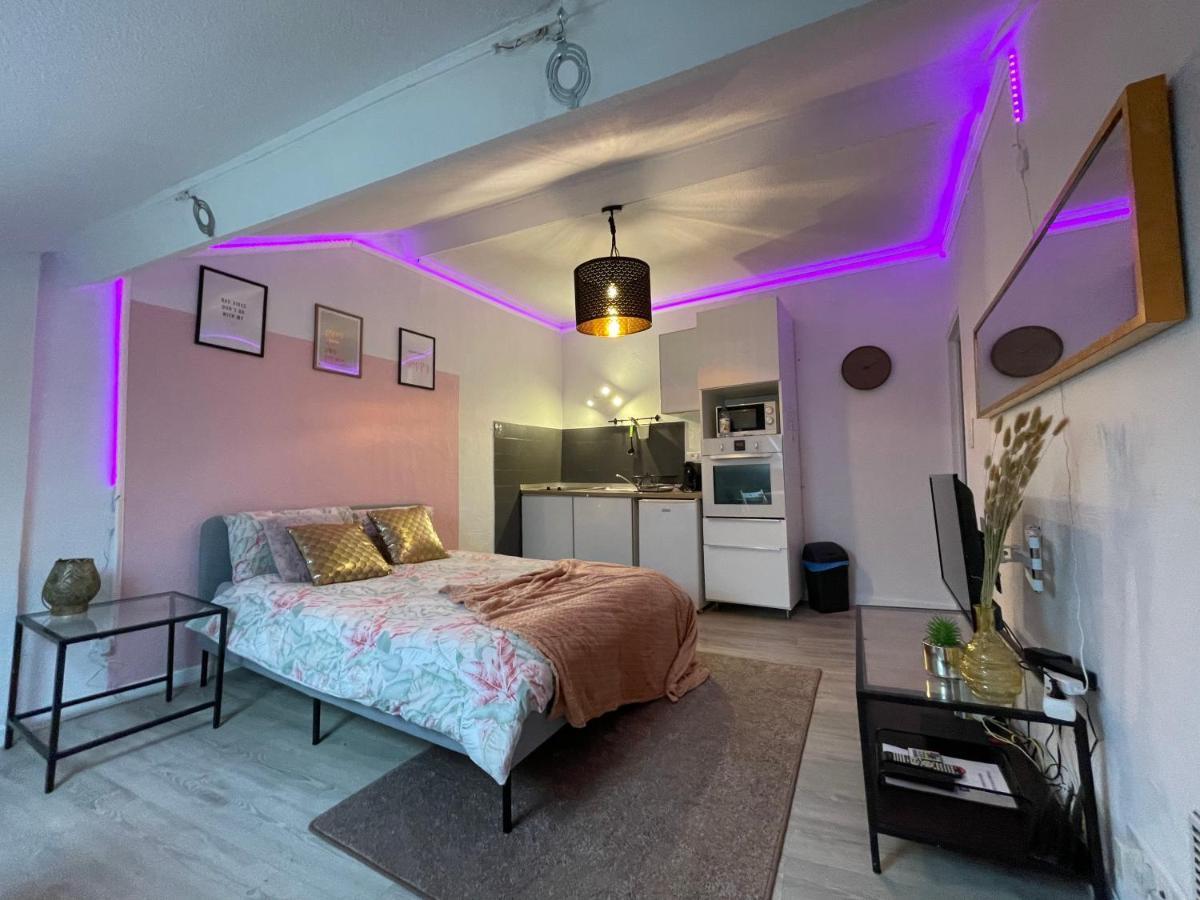 Apartment La Garde Atypique Le Rocher, Climatisation, Belle Decoration *